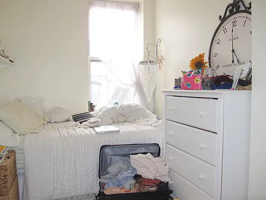 Rented by Salizzoni Realty | media 17
