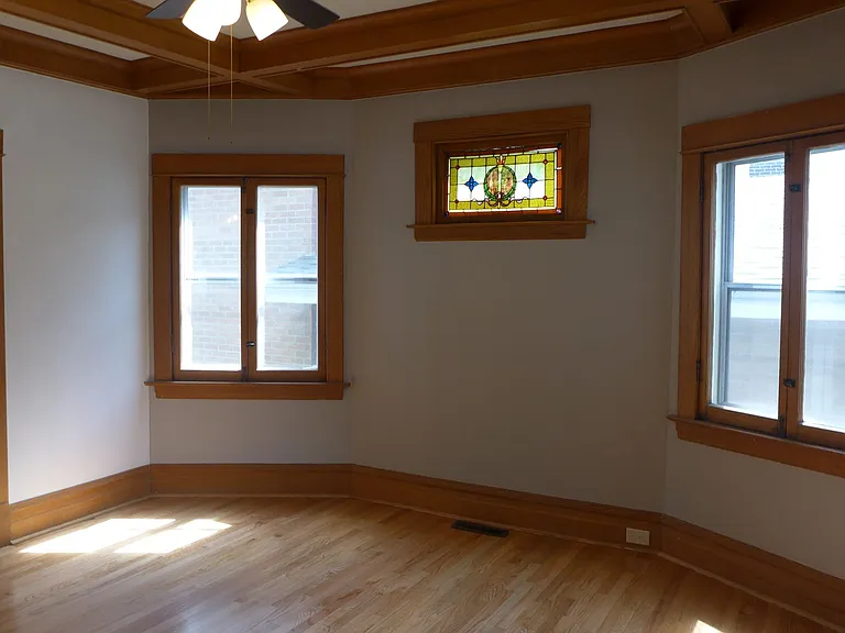 136 Elgin Ave — Photo 29