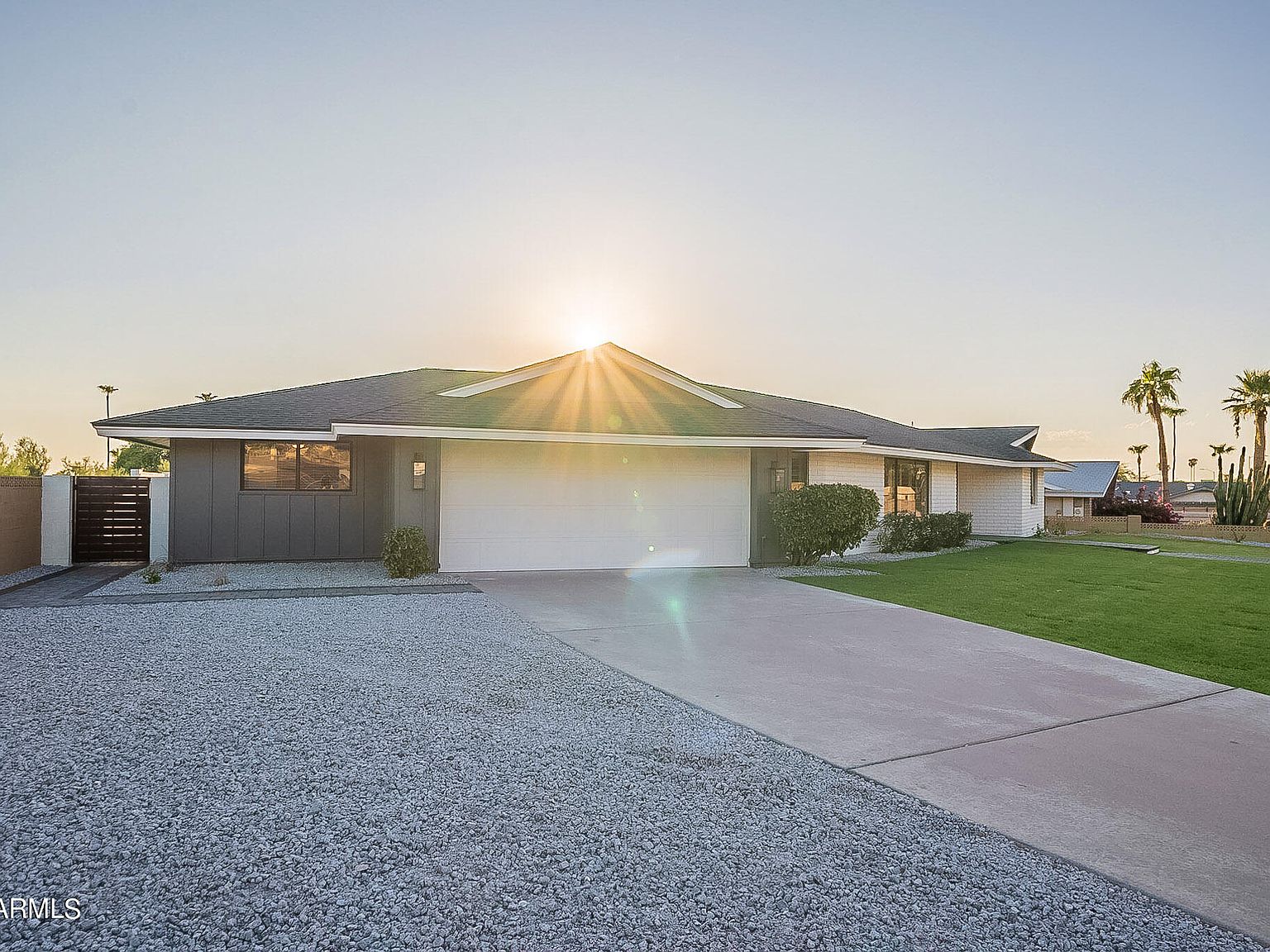 2227 E LINCOLN Drive, Phoenix, AZ 85016 | Zillow