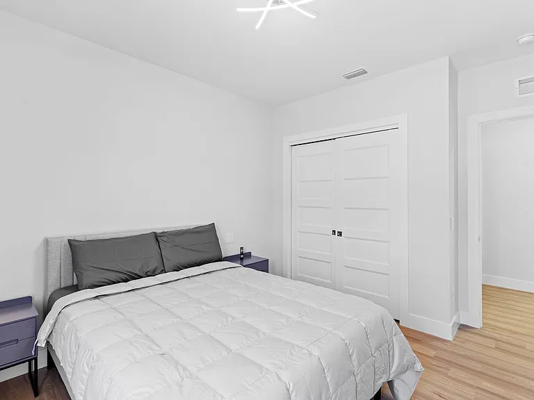 3304 SW 49th Ter — Photo 23