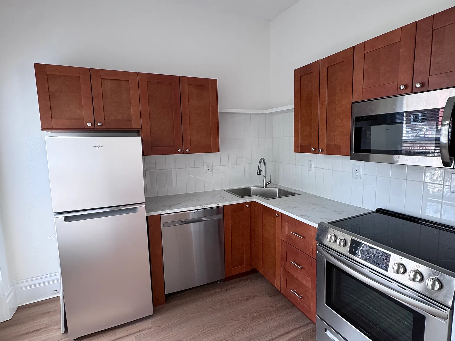 1 bed, 550 sqft, $1,100 — Photo 4