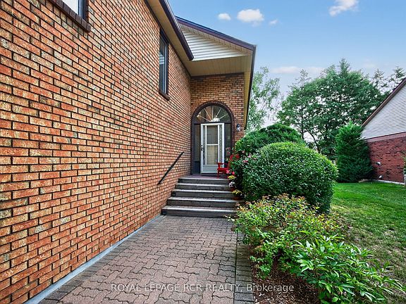 3rd image of 108 Green Briar Rd