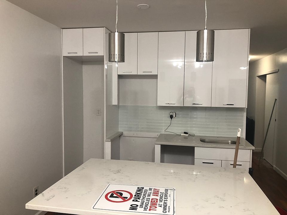1st image of 49 White St #1R