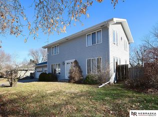 6006 S 25th St, Lincoln, NE 68512