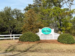 108 Jade St, Beaufort, NC 28516