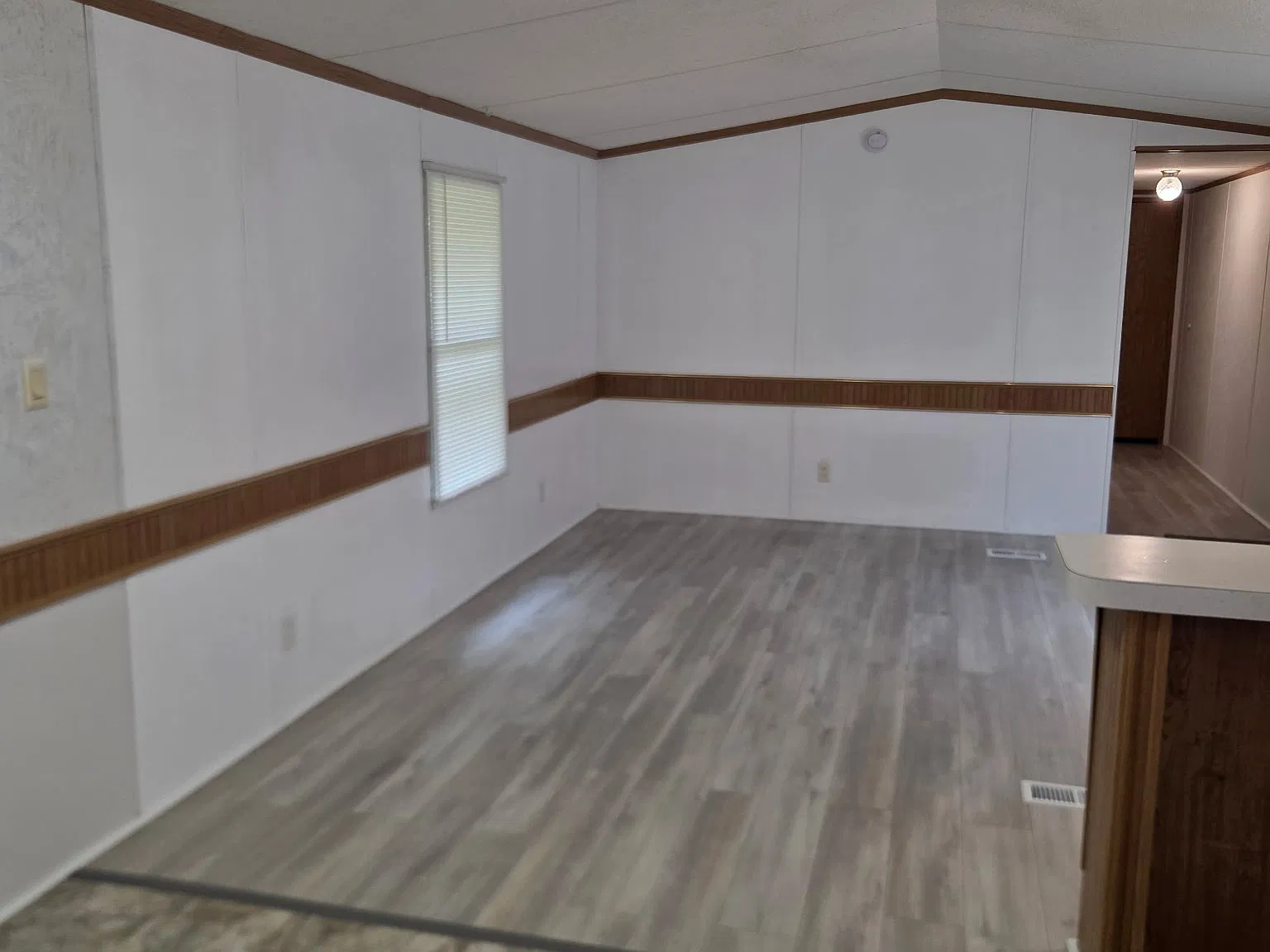 3 bed, 1000 sqft, $2,000 — Photo 1