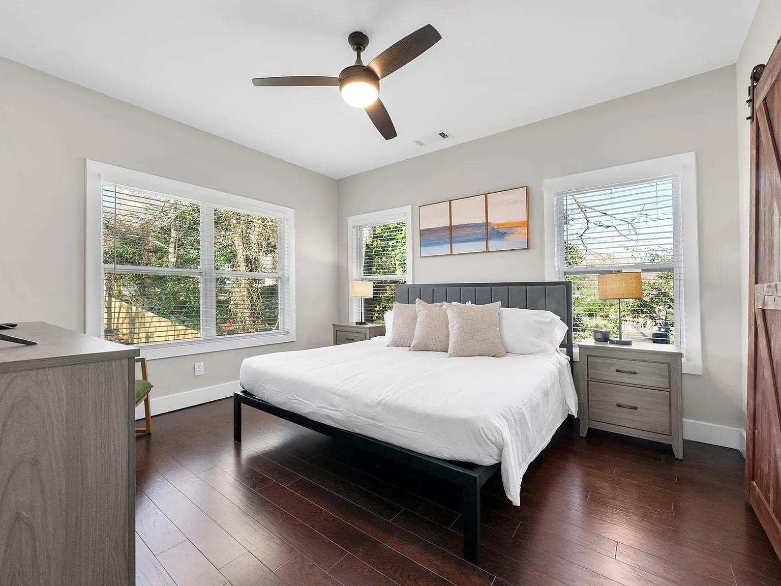 4 bed, 3.5 bath, 3476 sqft, $8,500 — Photo 3