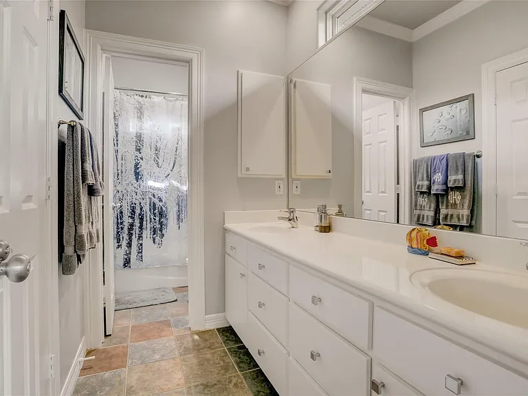 4806 Wedgewood Dr — Photo 17