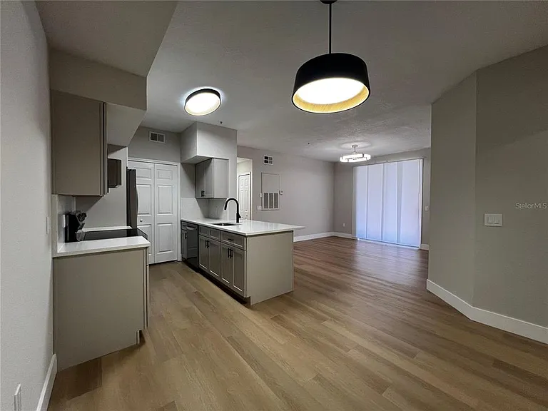 13102 Mulberry Park Dr #917 — Photo 1