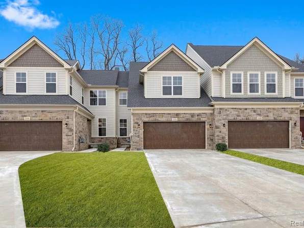 3378 Arden Rd, Ann Arbor, MI 48105