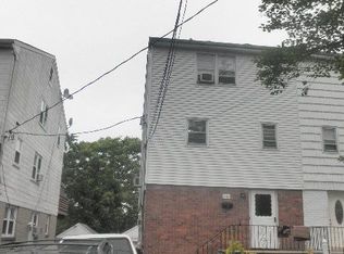 247 Hoover Rd, Yonkers, NY 10710