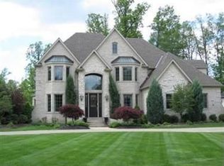 3112 N Windsor Ct, Westlake, OH 44145