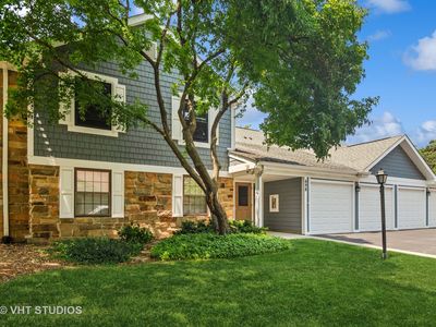 698 Oakmont Ln APT D2, Wheeling, IL, 60090