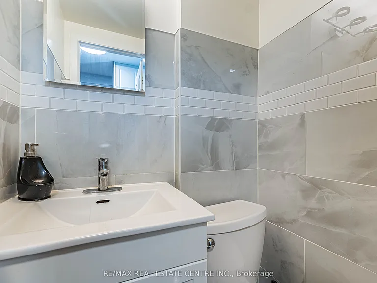 937 Blairholm Ave #UPPER — Photo 12