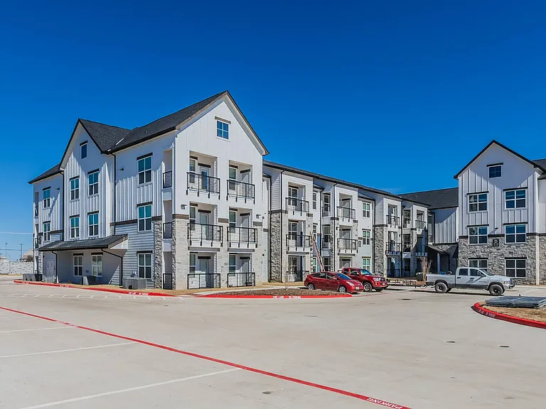 Welcome to Southgate Apartments, where modern living meets convenience. Enjoy spacious layouts, updated amenities, and a prime location that puts you close to everything. Don't miss out on your dream home; schedule a tour today!