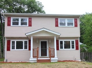 186 Lakeshore Dr, West Milford Twp., NJ
