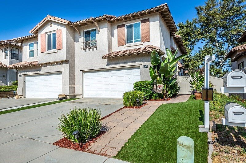 1st image of 1542 San Fernando Dr