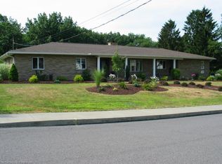 110 Monroe Ave, Old Forge, PA 18518