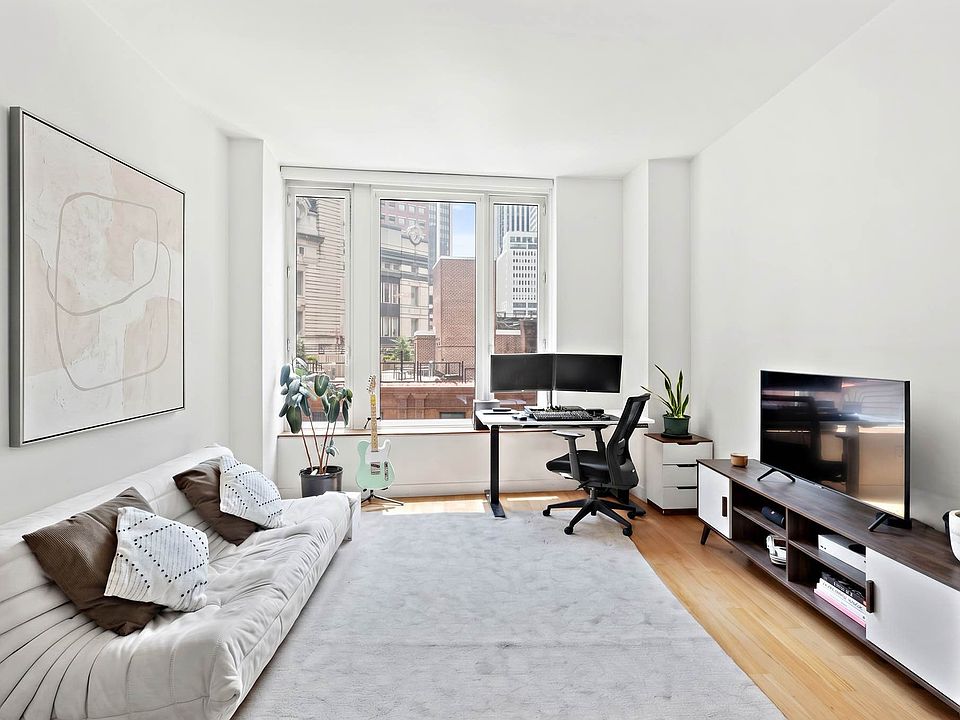 1st image of 15 William St APT 10C