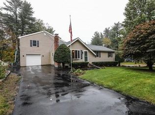 1 Laurie Dr, Townsend, MA 01469