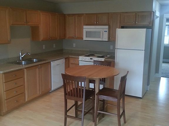2nd image of 1463 E 19th Ave APT 1