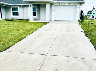 1110 Augusta St E #1110, Lehigh Acres, FL 33974