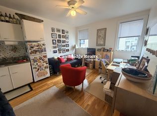 27 Meacham Rd #1-R, Somerville, MA 02144