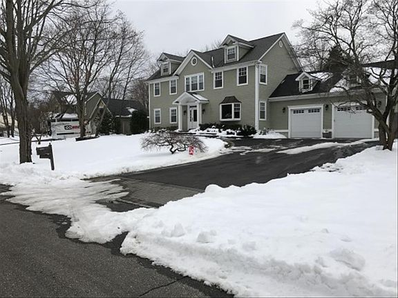 2nd image of 14 Arcy Dr
