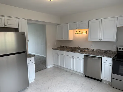 N84W15428 Menomonee Ave #1 Photo 1 N84W15428 Menomonee Ave #1 Photo 1