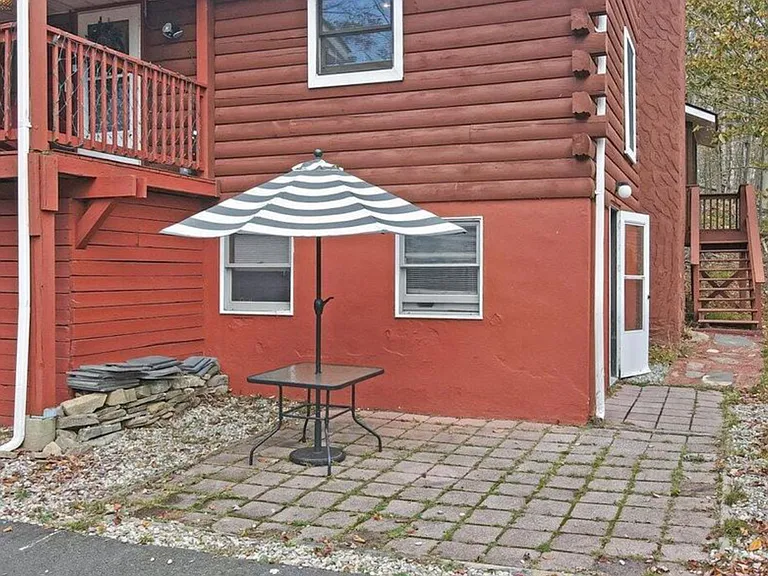 993 Country Place Dr — Photo 7