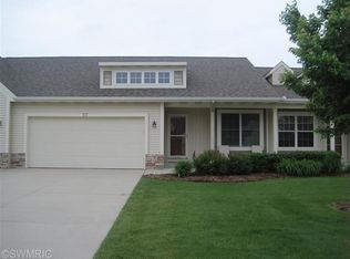 57 Diamond Ave, Holland, MI 49423