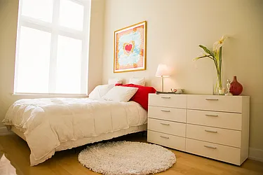 Sold by aptsandlofts.com