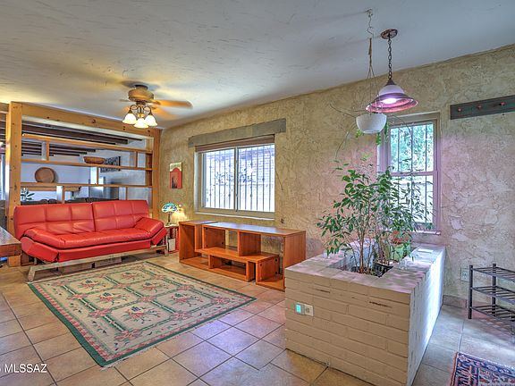 5th image of 2631 E Prince Rd