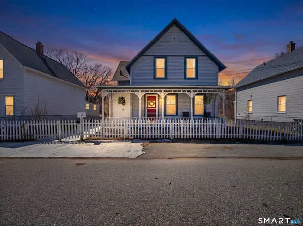 82 North Street, Norwich, CT 06360