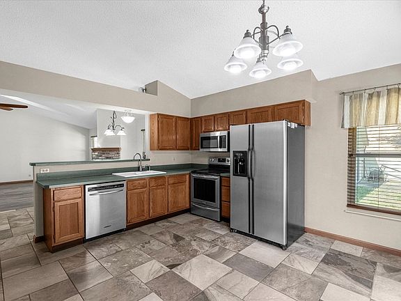 5th image of 7219 Spring Villas Cir