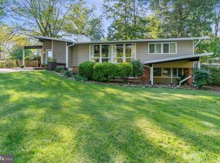 3446 Surrey Ln, Falls Church, VA 22042