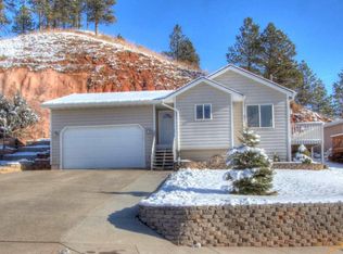 1934 Hillsview Dr, Rapid City, SD 57702