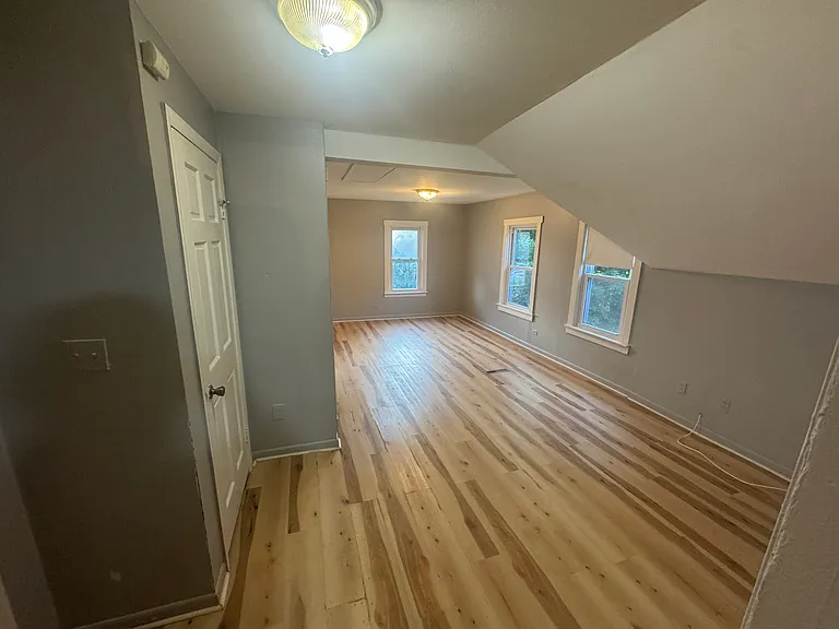 2030 Dodge Ave #2 — Photo 12
