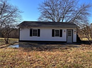 11237 S Voyles Rd, Pekin, IN 47165