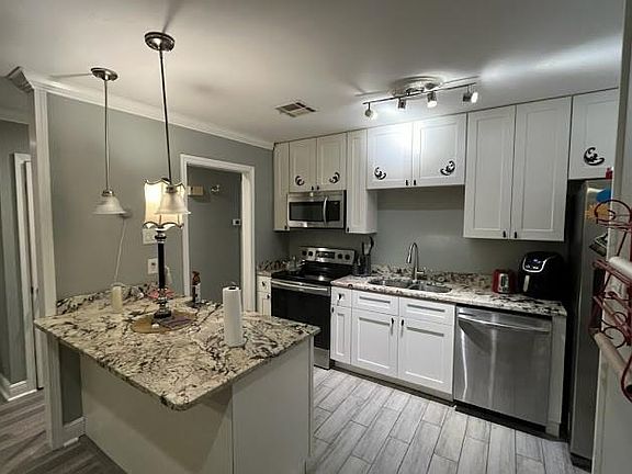5th image of 2916 Mount Kennedy Dr