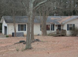 2264 Robinson Rd, Marietta, GA 30062