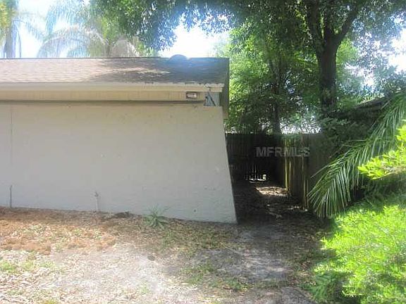 2nd image of 7308 Brookview Cir