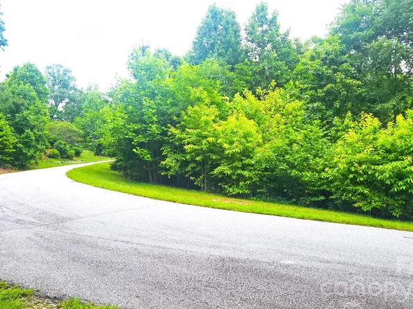 9999 Red Bud Ln #13, Hendersonville, NC 28739
