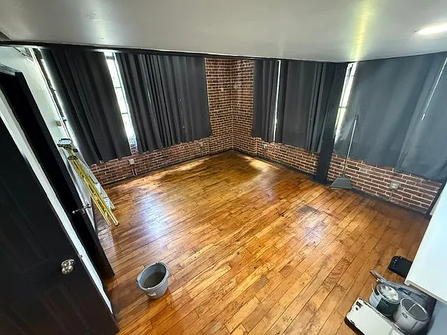1 bed, 1.0 bath, 547 sqft, $900 — Photo 17