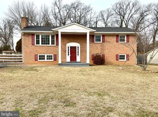 14204 Saint Clair Dr, Gainesville, VA 20155