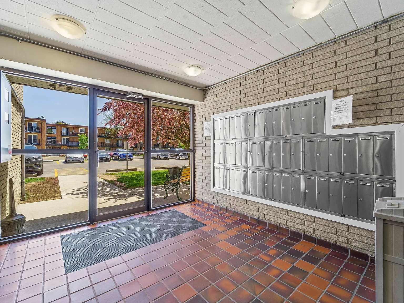 Timmins Apts — Photo 4