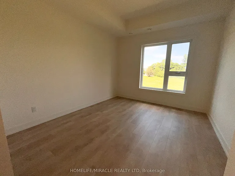 16 Melbourne Ave #209B — Photo 5