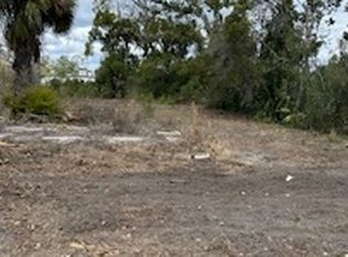 211 3rd St SW, Jasper, FL 32052