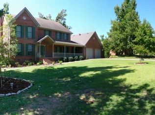 4512 Quail Hollow Dr, Paducah, KY 42001