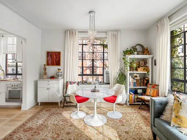 1 Rutherford Pl APT 2F, New York, NY 10003